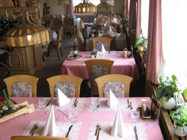 Hotel Hirschen Alt St. Johann Eksteriør bilde