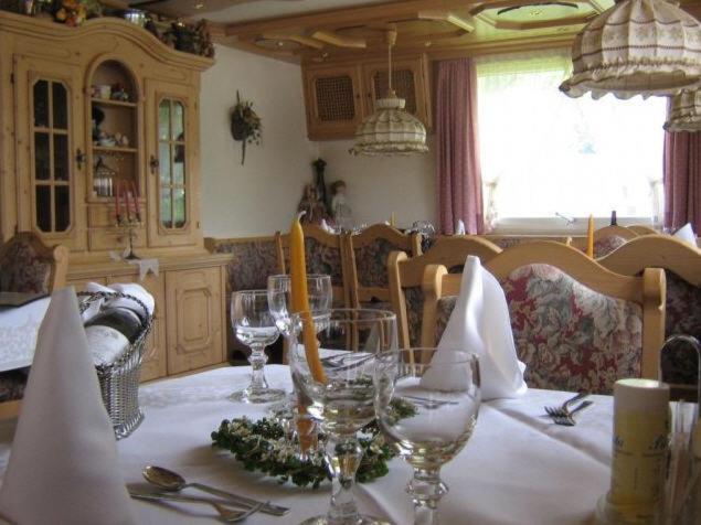 Hotel Hirschen Alt St. Johann Eksteriør bilde